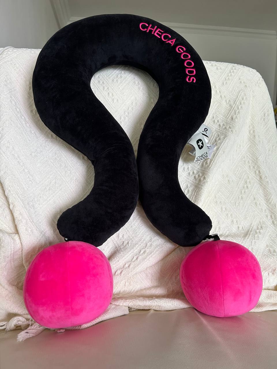 Memory Foam Travel Neck Pillow - Side View, Innovative Bubble Design with Spherical Ends